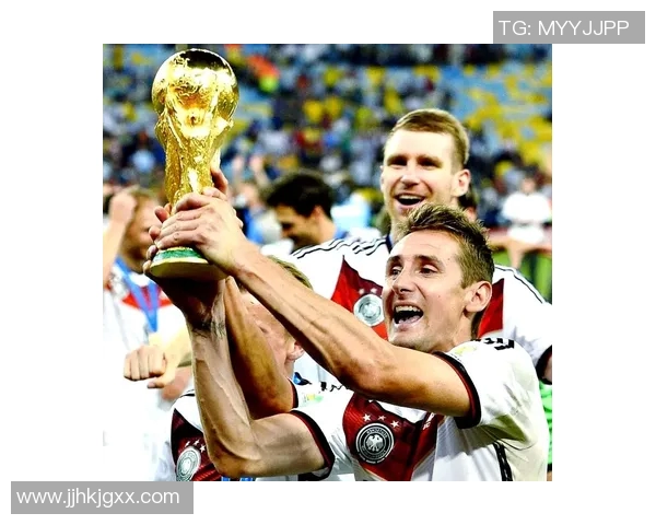 世界杯最佳球员荣誉背后的奋斗与辉煌故事解析