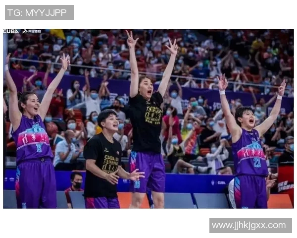 上海篮球队的奋斗历程与荣耀追寻：一段不屈不挠的篮球纪实故事