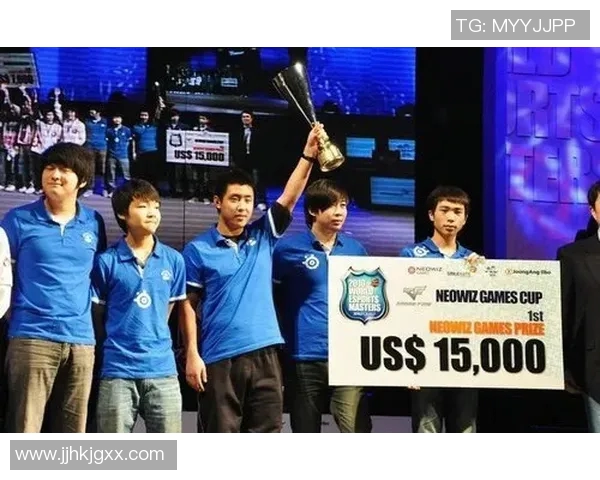 乒乓球传奇张强的成长之路与职业生涯回顾对话